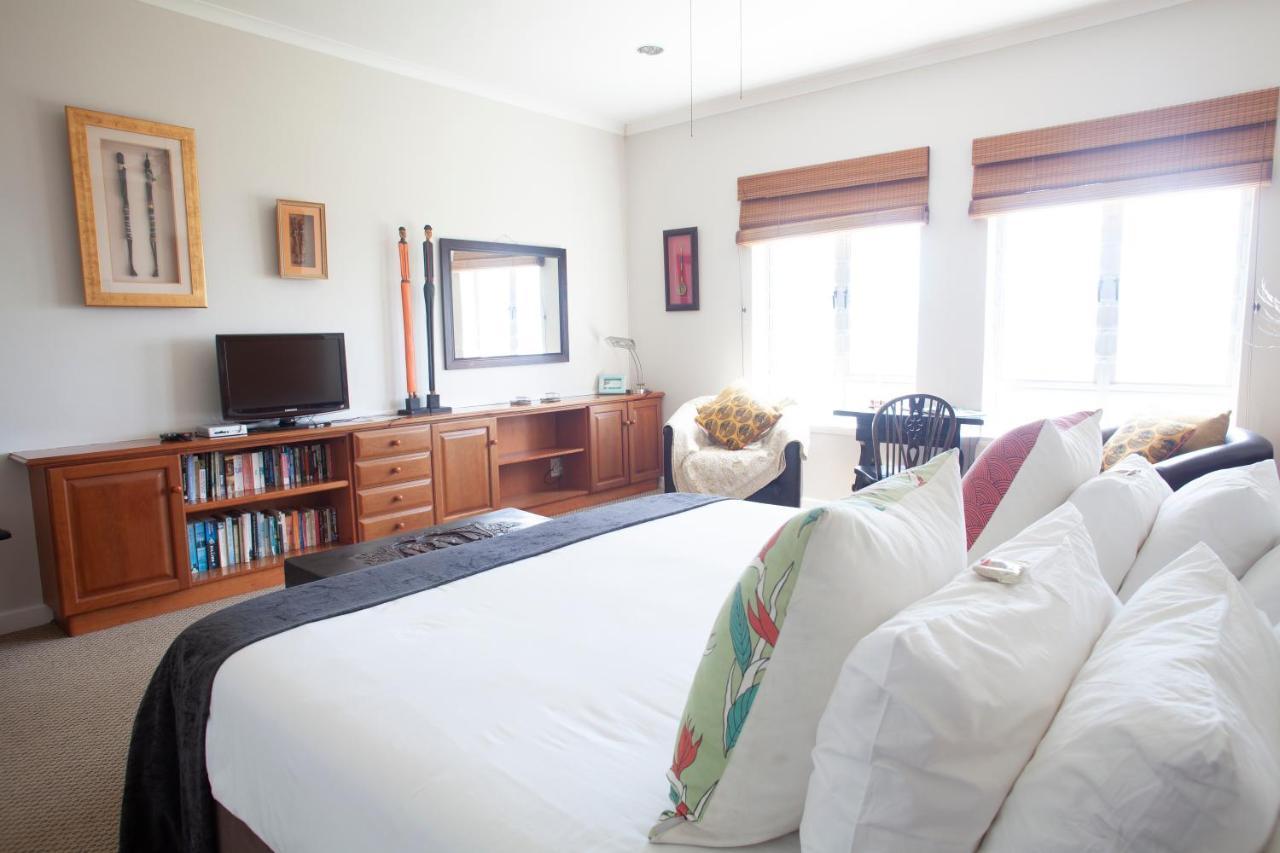 The Grosvenor Guest House & Self Catering بلدة سيمون المظهر الخارجي الصورة