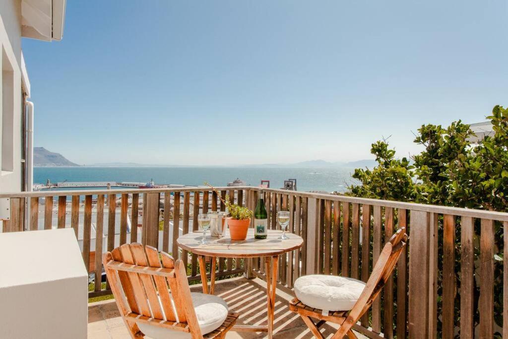 The Grosvenor Guest House & Self Catering بلدة سيمون المظهر الخارجي الصورة