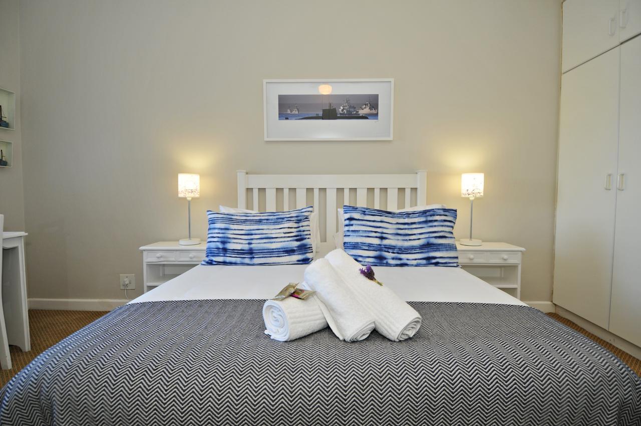 The Grosvenor Guest House & Self Catering بلدة سيمون المظهر الخارجي الصورة